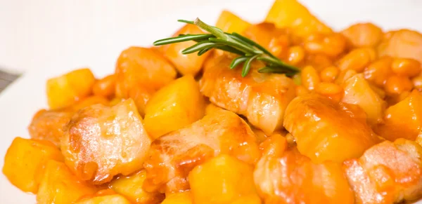 Meat with potato and beans — Stock Photo, Image