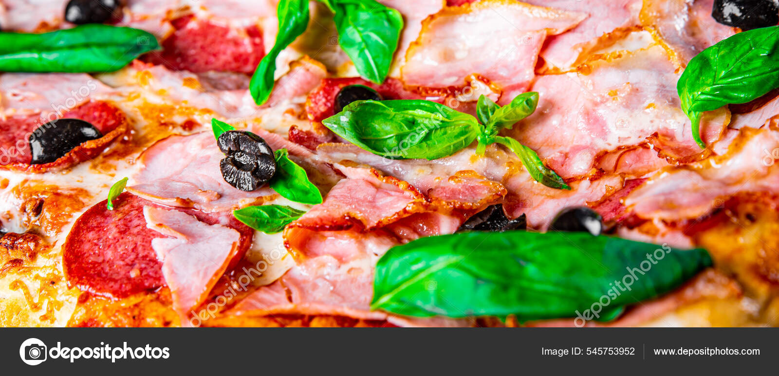 Flatbread Pepperoni Pizza Mozzarella Cheese Salami Ham Tomato Sauce