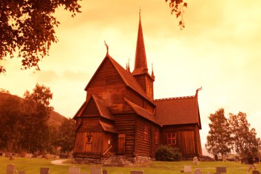 stavkirke, Norveç yatay gün batımında