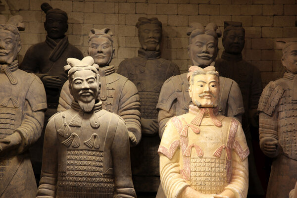 Знаменитые терракотовые полководцы Сянь Цинь Ши Хуан
