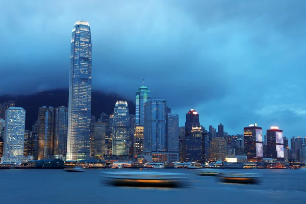 Hong kong skyline 's nachts — Stockfoto