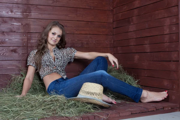 Young country woman relaxing — Stock Photo, Image