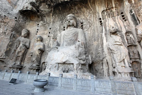 Luoyang Il Buddha di Longmen Grotte in Cina — Foto Stock