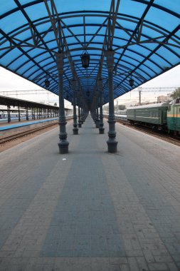 retro tarzı modern tren istasyonu