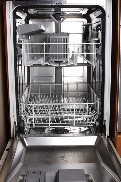 Dishes out of dishwasher close-up — Stock Photo, Image