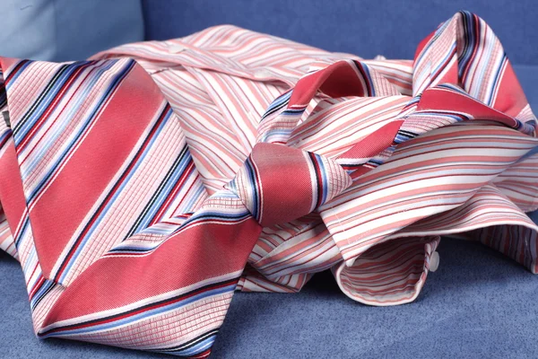 Stile business classico- Camicia e cravatta — Foto Stock