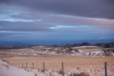 yol. çayır otları ve bridger dağlar, park ilçe, montana, ABD