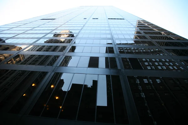 Classical New York- reflections in skyscrapers in Manhattan — Stock Photo, Image