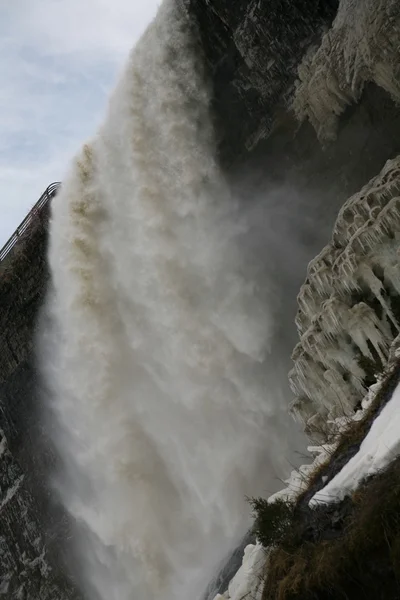 American falls - niagara w okresie zimowym — Zdjęcie stockowe