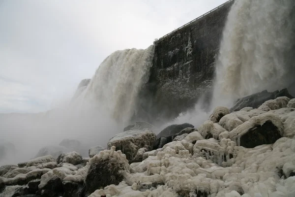 American falls - niagara v zimním období — Stock fotografie