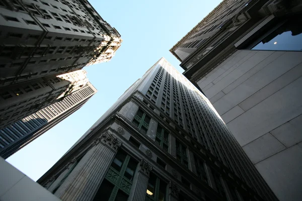 Classical NY- skyscraper in Manhattan — стокове фото