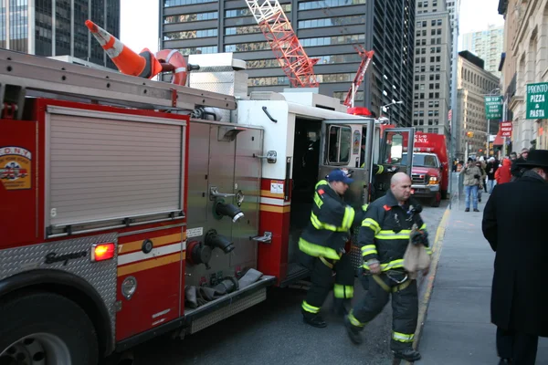 Rua Nova Iorque. caminhão de bombeiros — Fotografia de Stock