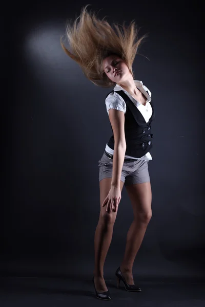 Mujer bailarina moderna —  Fotos de Stock