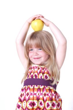 apple'nın küçük kızla