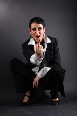 büyük adam paltolu güzel manken