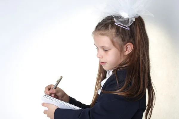 Little girl with note — Stock Photo, Image