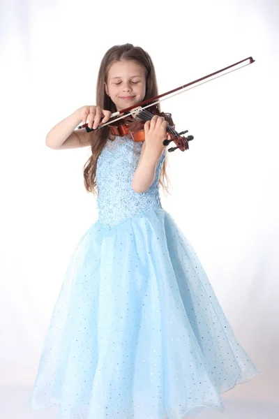 Child playing violin on isolated white background — Stock Photo, Image