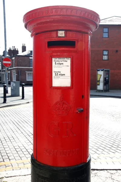 Traditional British Red Post Box on a London St — Stock Photo, Image