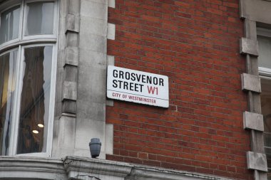 Londra'da Grosvenor street işaret
