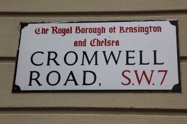Cromwell road Londra imzalamak