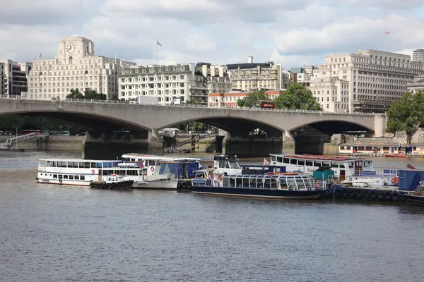 London eye nad miastem — Zdjęcie stockowe