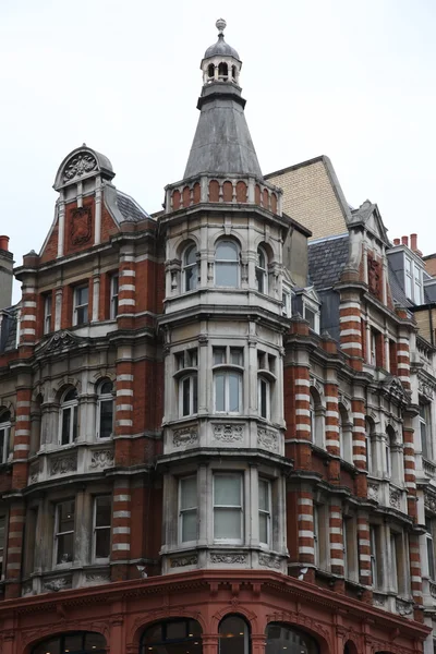 Classic victorian house in London — Stock Photo, Image