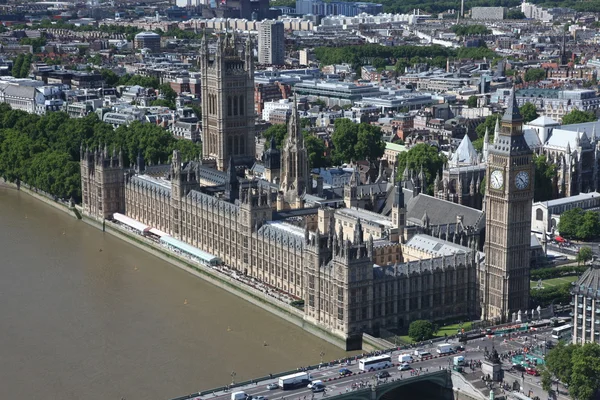 Big Ben e a Casa do Parlamento em Londres, Reino Unido — Fotografia de Stock