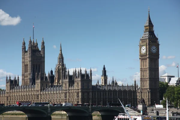 Big Ben en Huizen van het Parlement — Stockfoto