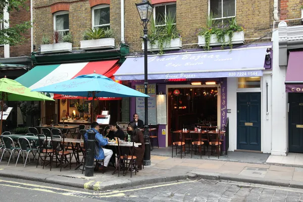 Londen buitenkant van pub — Stockfoto