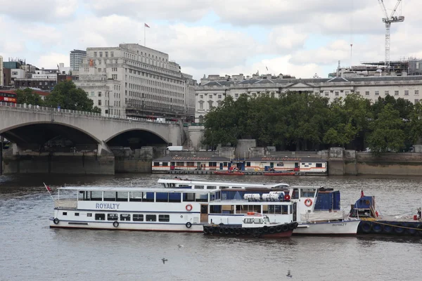 London Eye above city — Stock Photo, Image