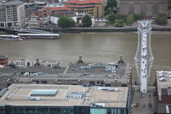 Bridge over the Thames river, London, England — Stock Photo, Image