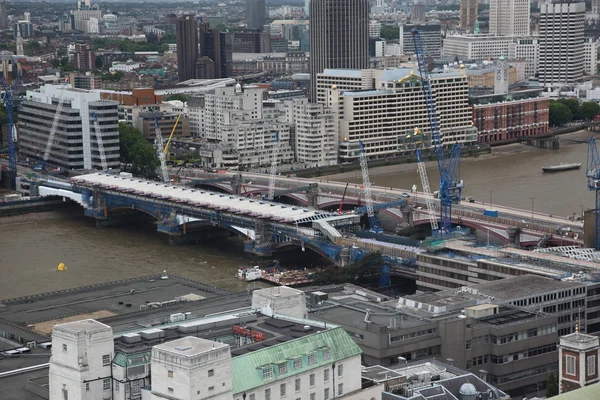 Bridge over the Thames river, London, England — Stock Photo, Image