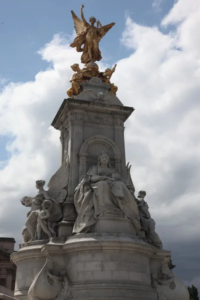 Marble sculpture statue of Queen Victoria — Stock Photo, Image