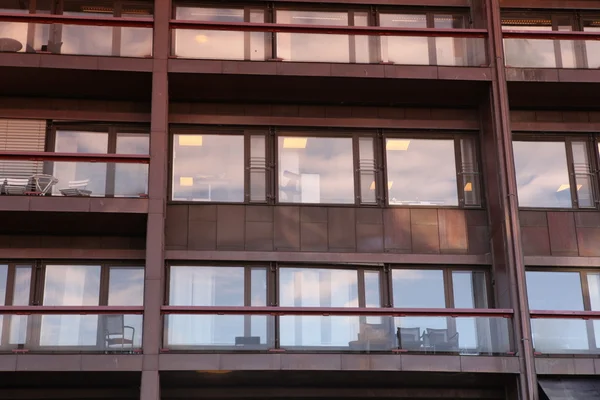 Hotel windows, oslo, Norwegia — Zdjęcie stockowe