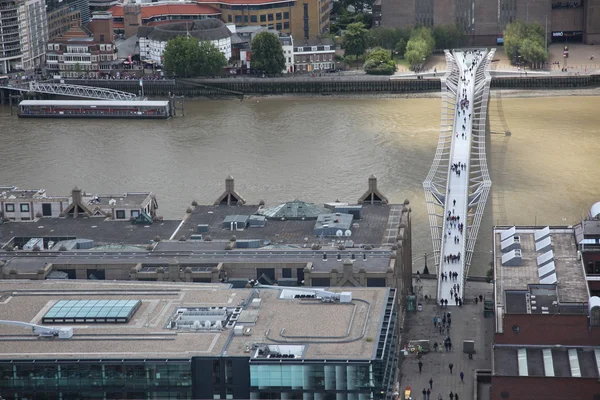 Bridge over the Thames river, London, England — Stock Photo, Image