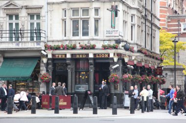 Londra sokaklarında