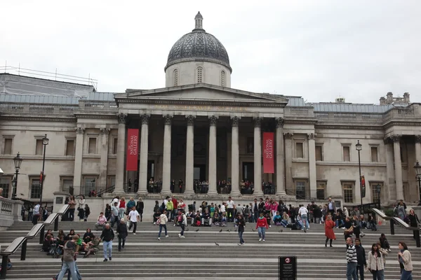 A Galeria Nacional em Trafalgar Square, Londres . — Fotografia de Stock