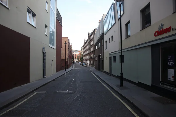 Traditional town houses at Belgravia district in London, England — Stock Photo, Image