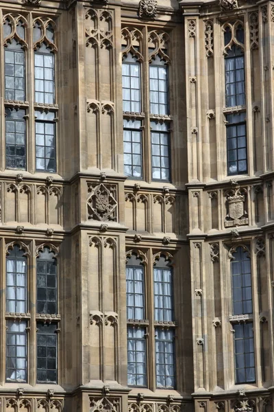Husen i parlamentet, westminster palace, london gotisk arkitektur — Stockfoto