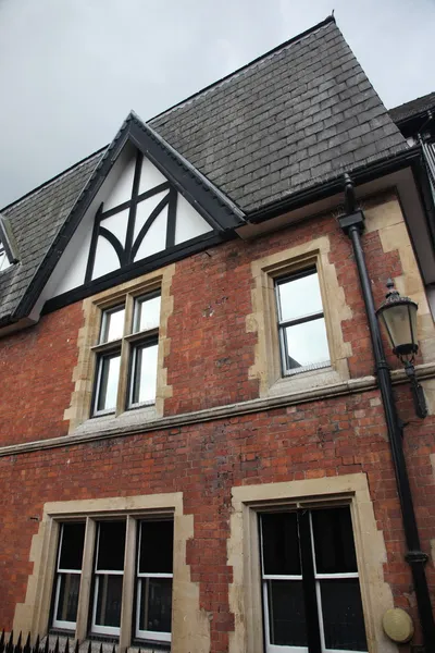 Klasszikus viktoriánus ablakok, Chester, Egyesült Királyság — Stock Fotó