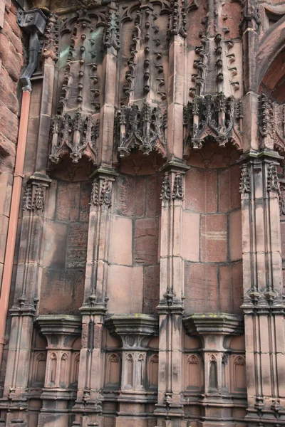 Utsidan av chester cathedral, Storbritannien — Stockfoto