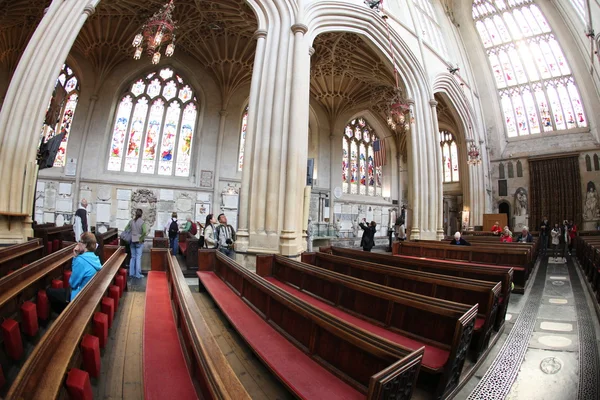 Intérieurs d'une cathédrale de Bath, Angleterre — Photo