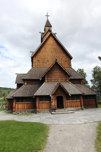 Heddal stavkyrka i Norge — Stockfoto