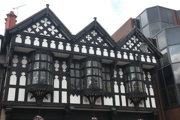 Tudor stylu budynków w chester, uk — Zdjęcie stockowe