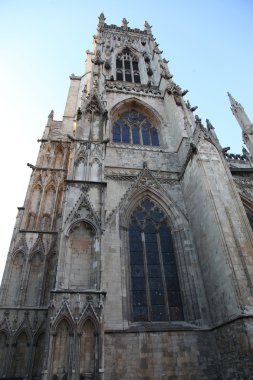 York Minster (İngiltere nin en büyük Ortaçağ kilise)