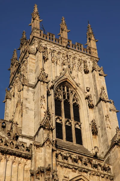 York Minster (самая большая средневековая церковь в Англии ) — стоковое фото