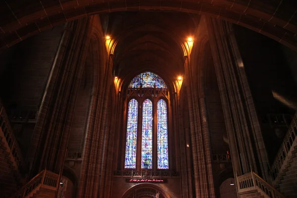 Интерьер Англиканского собора в Ливерпуле — стоковое фото