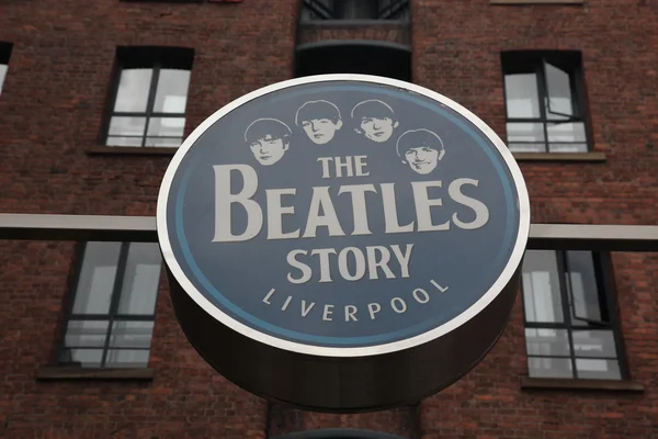 Beatles story, liverpool, Anglie. Výstava věnovaná přední hudebník šedesátých let skupiny beatles — Stock fotografie
