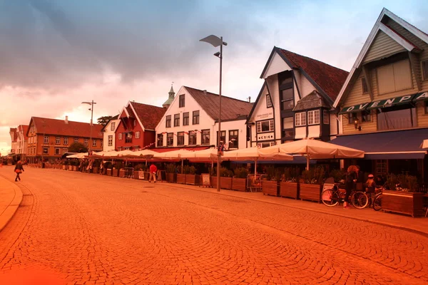 Haven met oude-stijl huizen in stavanger, Noorwegen — Stockfoto