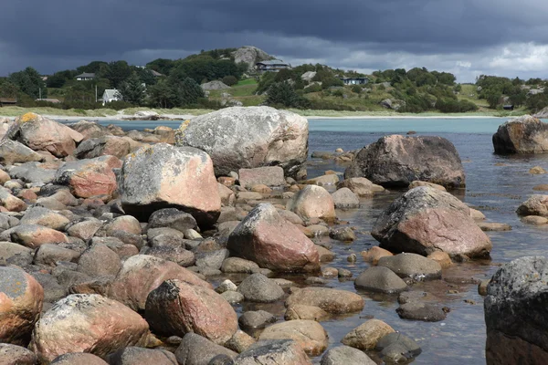 Каменный берег Норвегии — стоковое фото